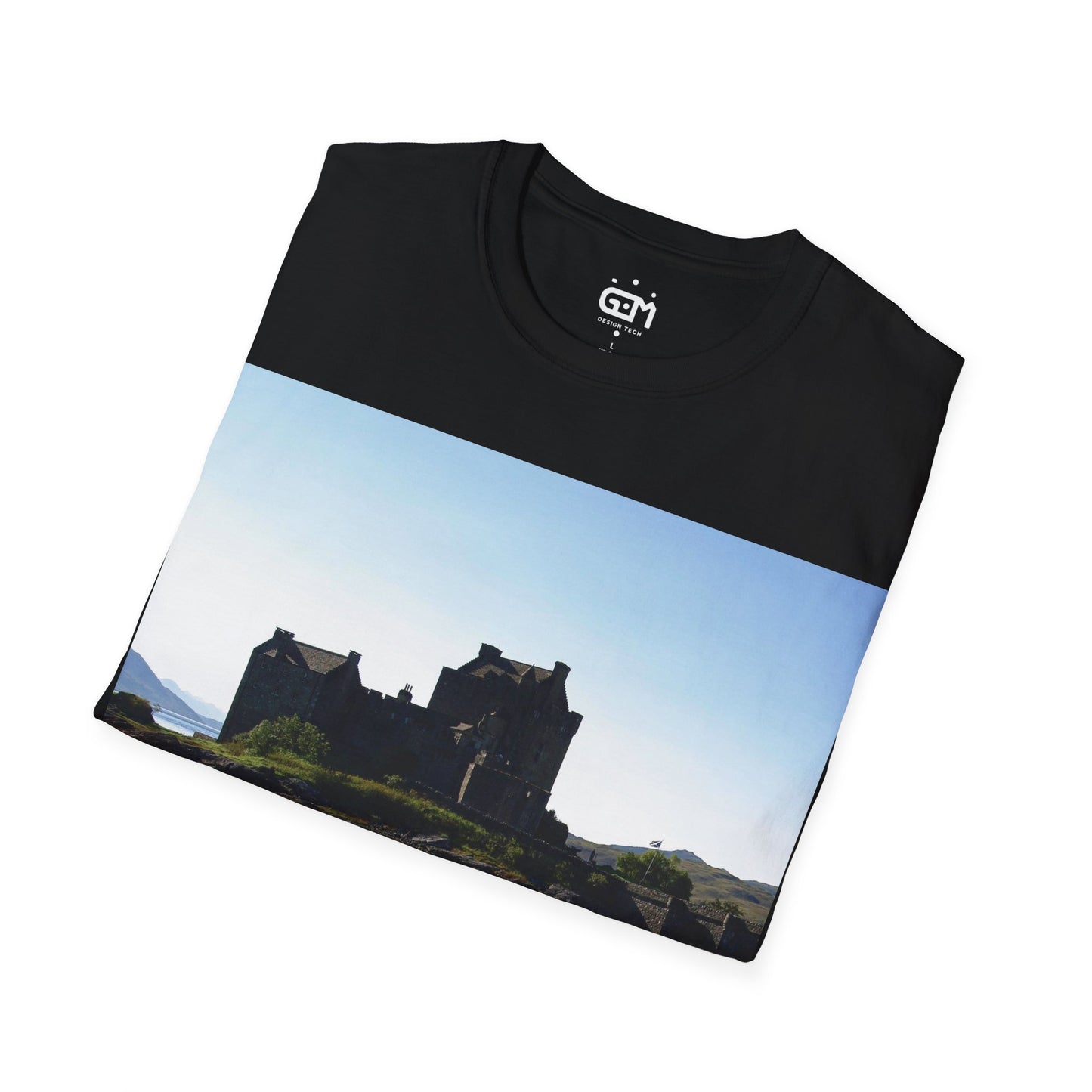 تي شيرت Eilean Donan Castle Photo Softstyle، تي شيرت للجنسين، قميص اسكتلندا، معلم اسكتلندي، طبيعة، مشهد، ألوان مختلفة