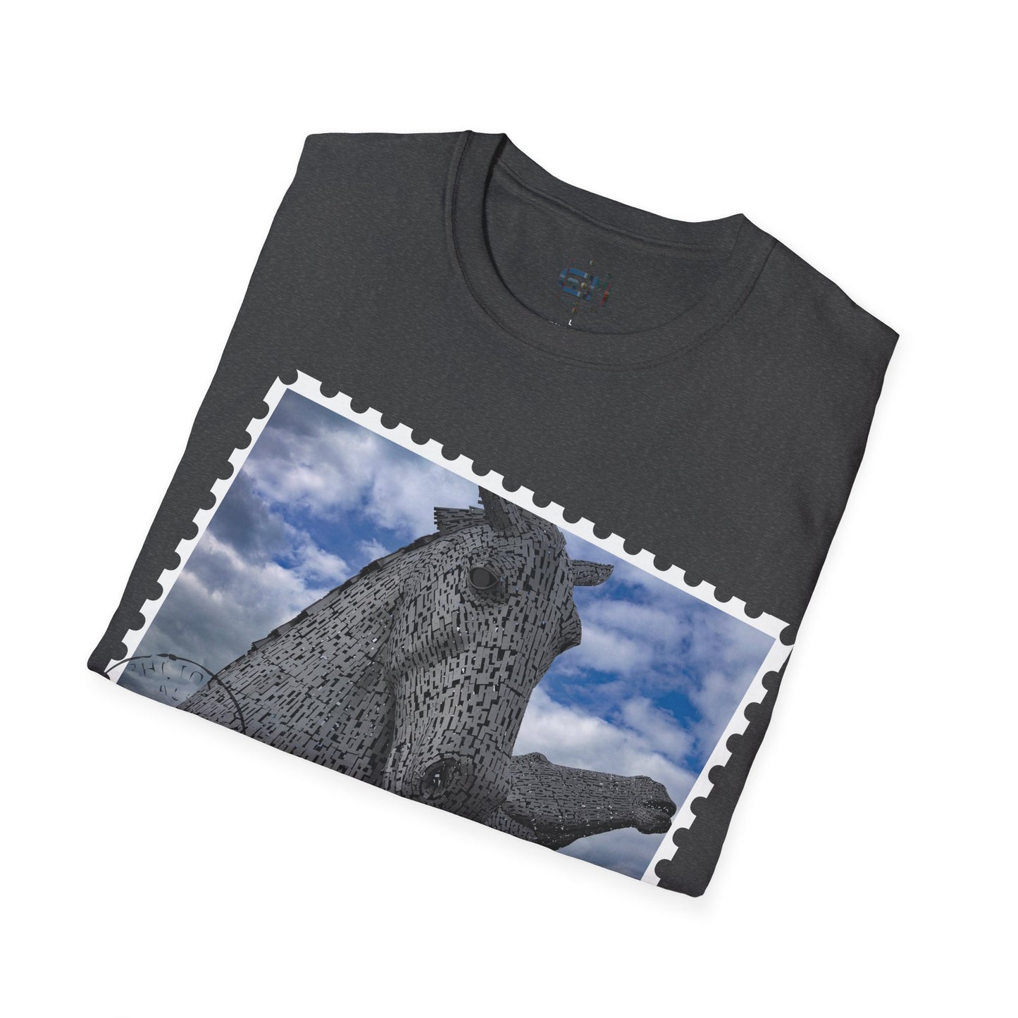 تي شيرت Postcard Kelpies Photo Softstyle، تي شيرت للجنسين، قميص اسكتلندا، ألوان مختلفة