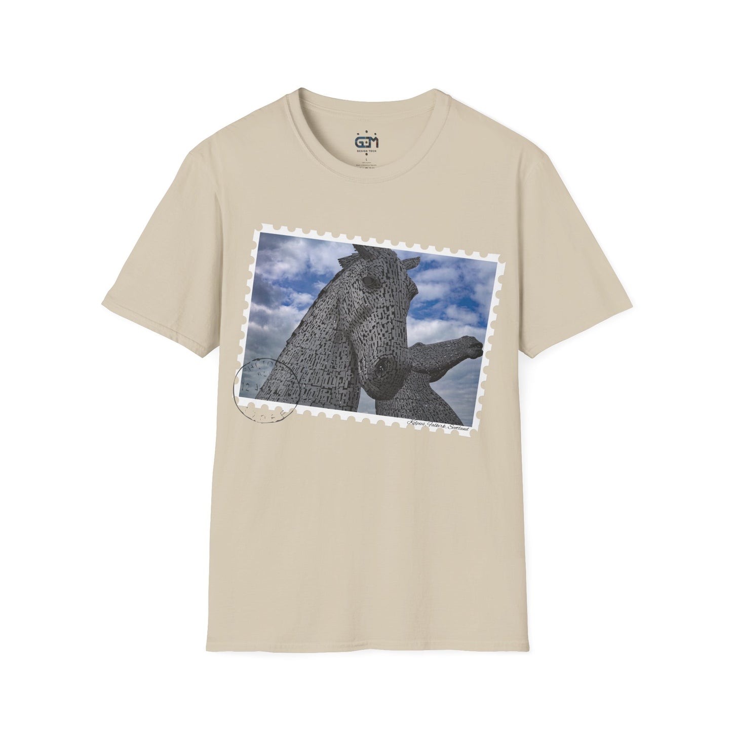 تي شيرت Postcard Kelpies Photo Softstyle، تي شيرت للجنسين، قميص اسكتلندا، ألوان مختلفة