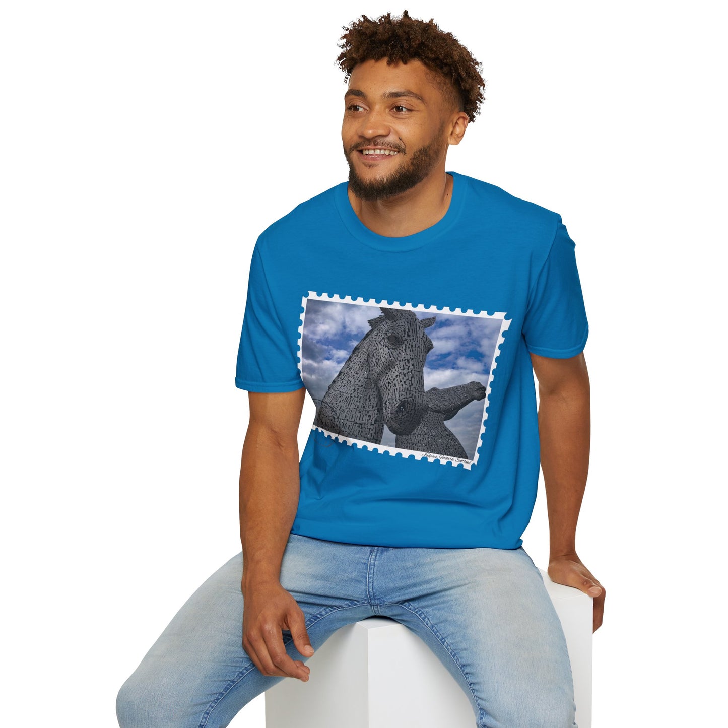 تي شيرت Postcard Kelpies Photo Softstyle، تي شيرت للجنسين، قميص اسكتلندا، ألوان مختلفة