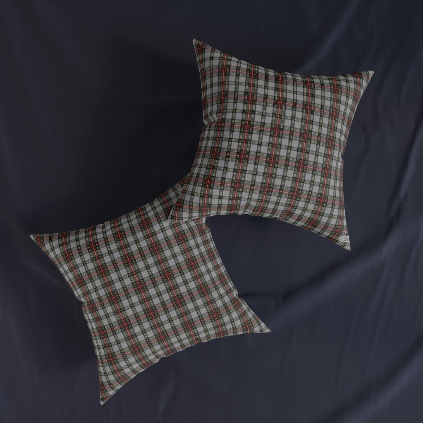 Coussin Carré Réversible : Robe Stewart Tartan, Différentes Tailles