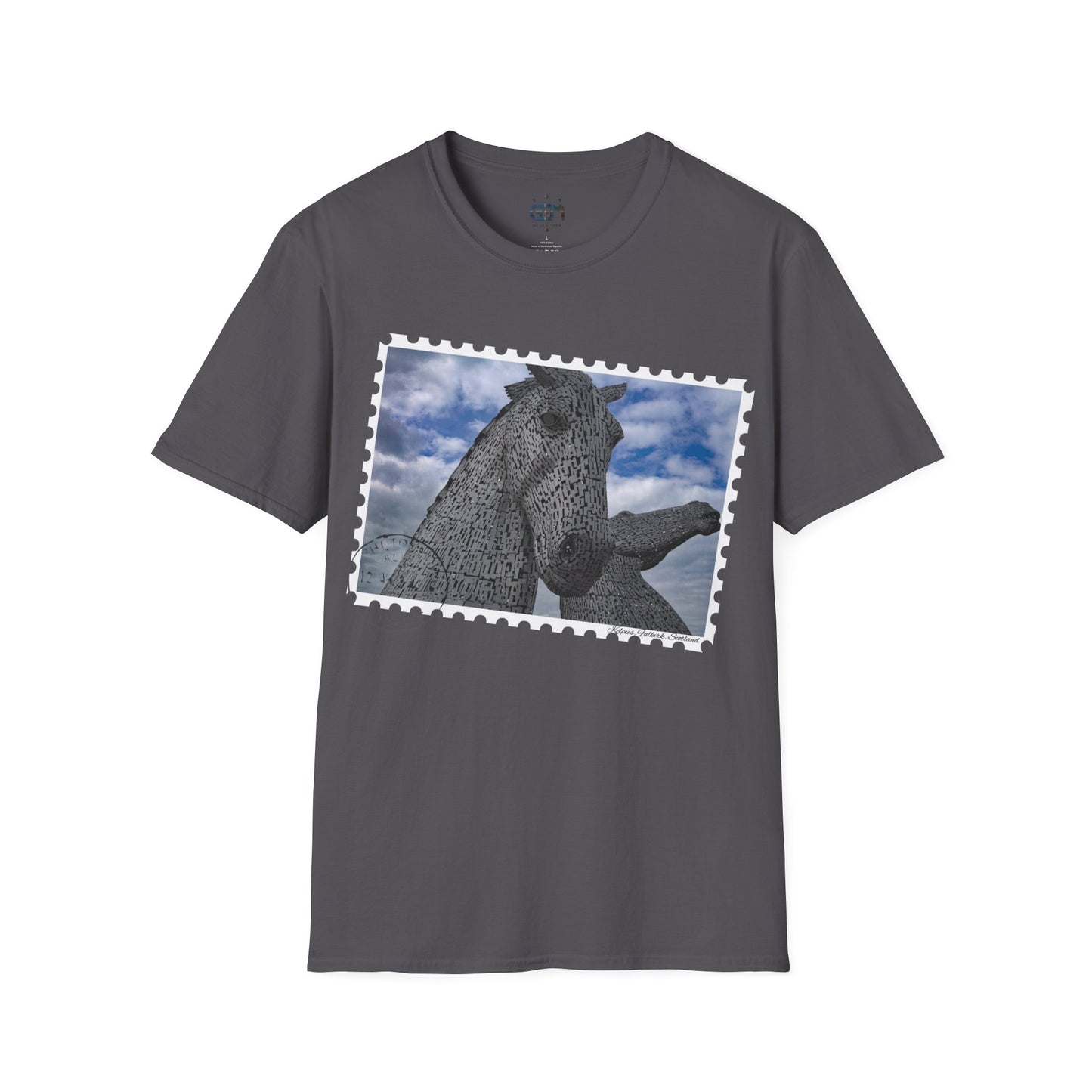 تي شيرت Postcard Kelpies Photo Softstyle، تي شيرت للجنسين، قميص اسكتلندا، ألوان مختلفة