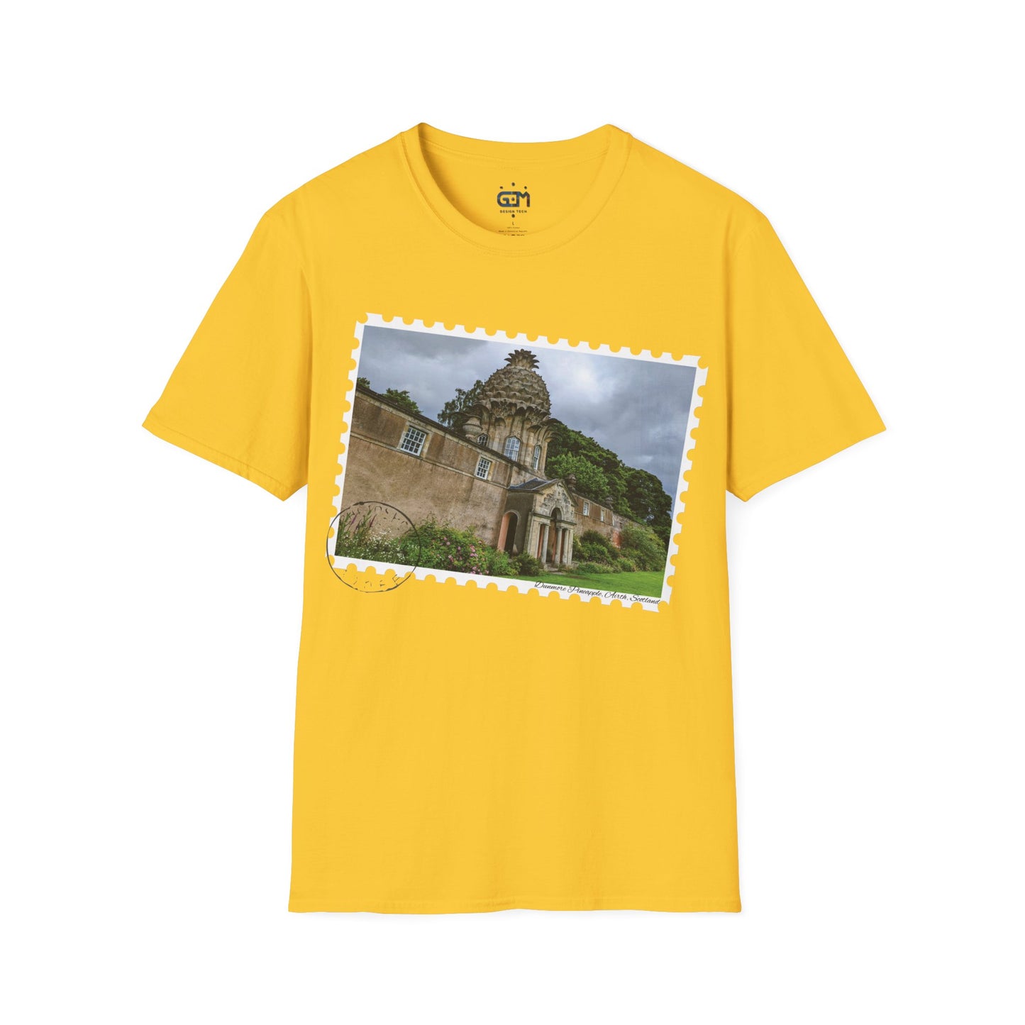 تي شيرت Postcard Dunmore Pineapple Photo Softstyle، تي شيرت للجنسين، قميص اسكتلندا، ألوان مختلفة