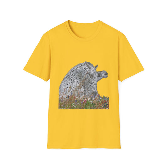 Kelpies écossais avec Meadow No Sky Photo Softstyle T-shirt unisexe, Tee-shirt écossais