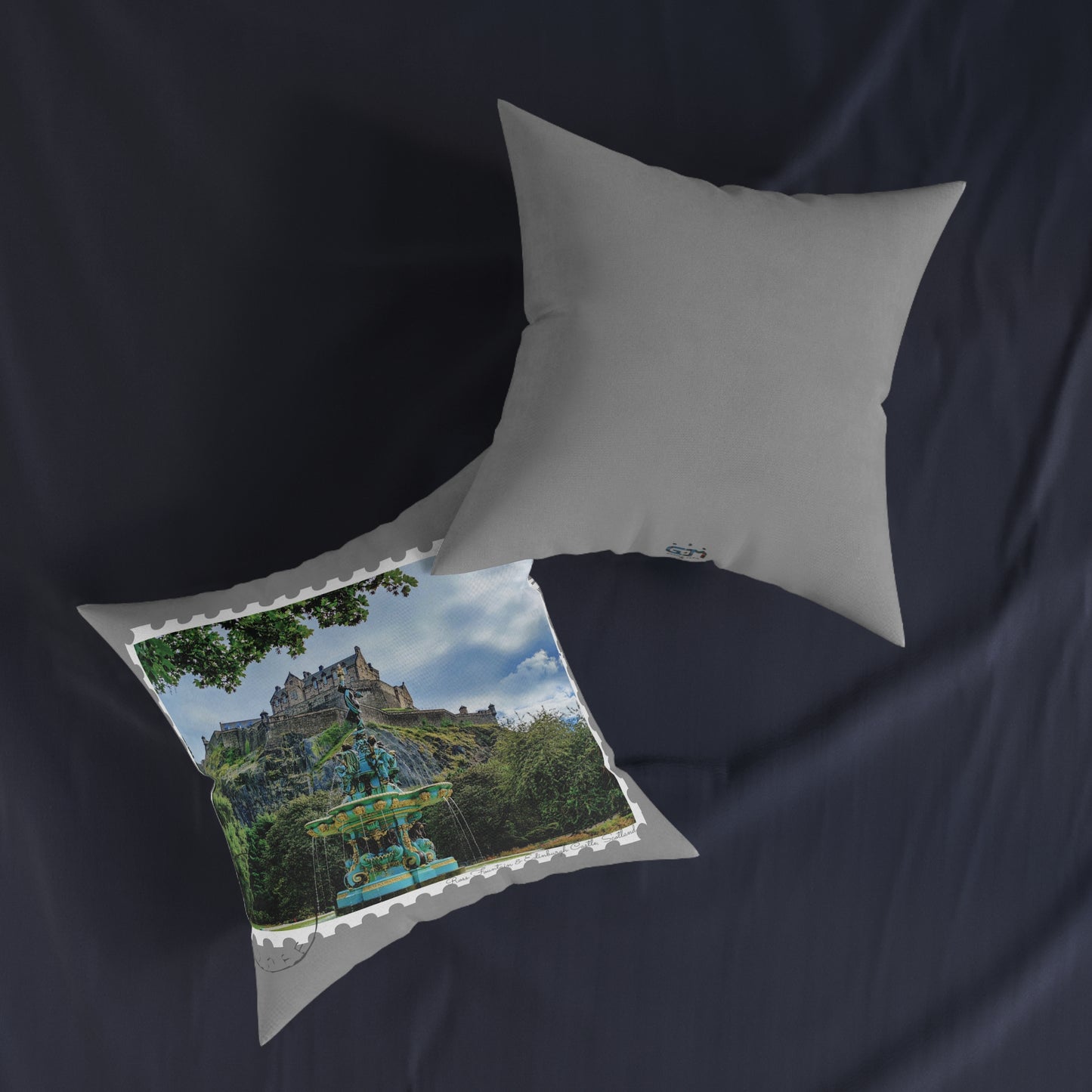 Coussin carré avec tampon photo Ross Fountain, différentes tailles