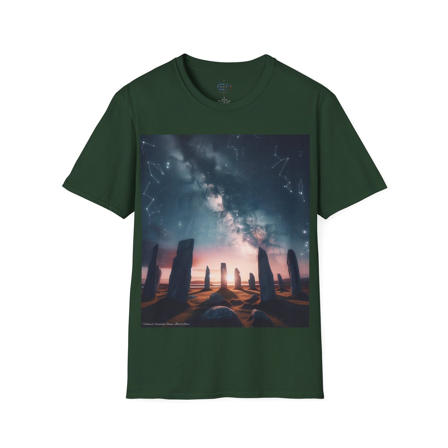 تي شيرت Callanish Standing Stones - Isle of Lewis Softstyle، تي شيرت للجنسين، معالم اسكتلندية، ألوان مختلفة