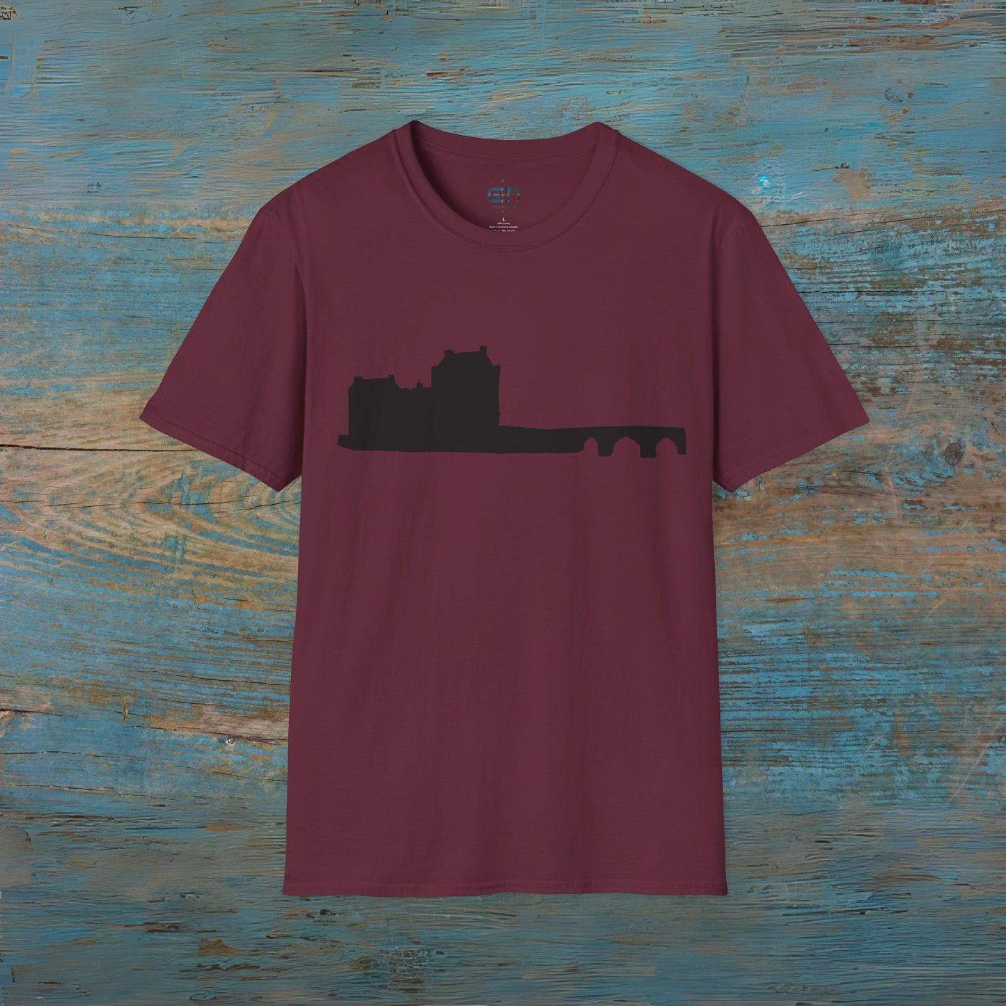 Eileen Donan Castle Silhouette Art Unisex T-Shirt