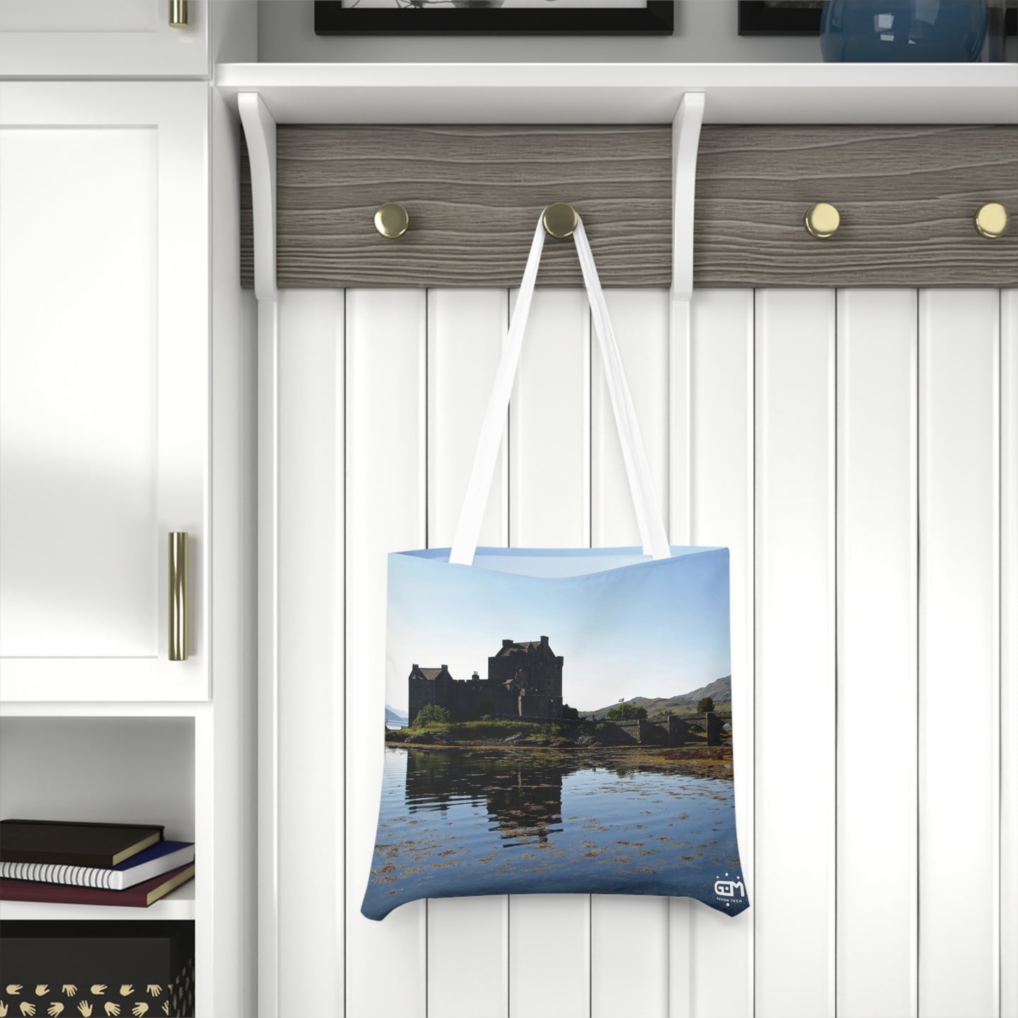 Eileen Donan Castle Photo Shoulder Tote Bag