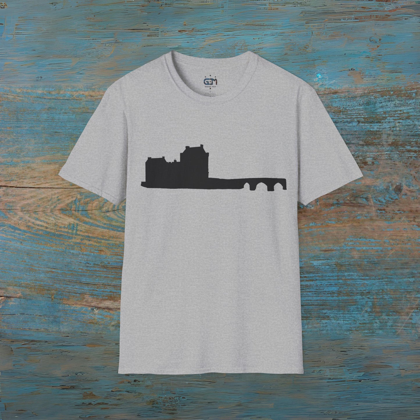 Eileen Donan Castle Silhouette Art Unisex T-Shirt