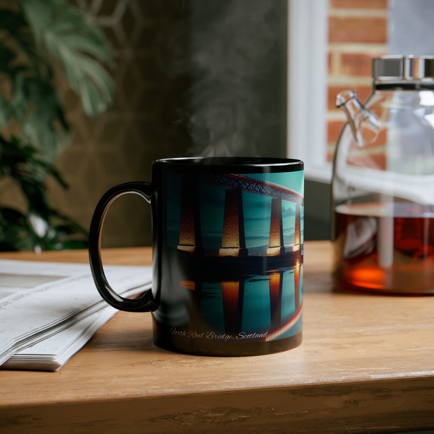 Forth Rail Bridge Northern Lights Mug, Tasse à café, Tasse à thé, Art écossais, Monuments écossais, Nature écossaise, Noir