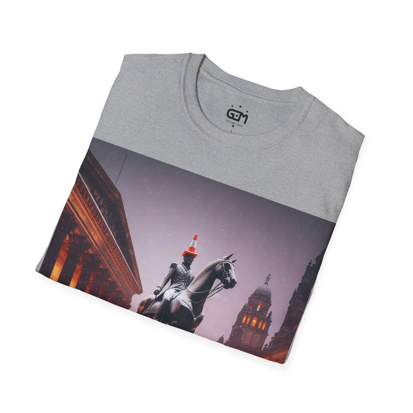 Glasgow Duke of Wellington Winter Softstyle T-Shirt, Unisex Tee, Scotland Shirt, Scottish Landmark, Nature, Scenery, Various Colours