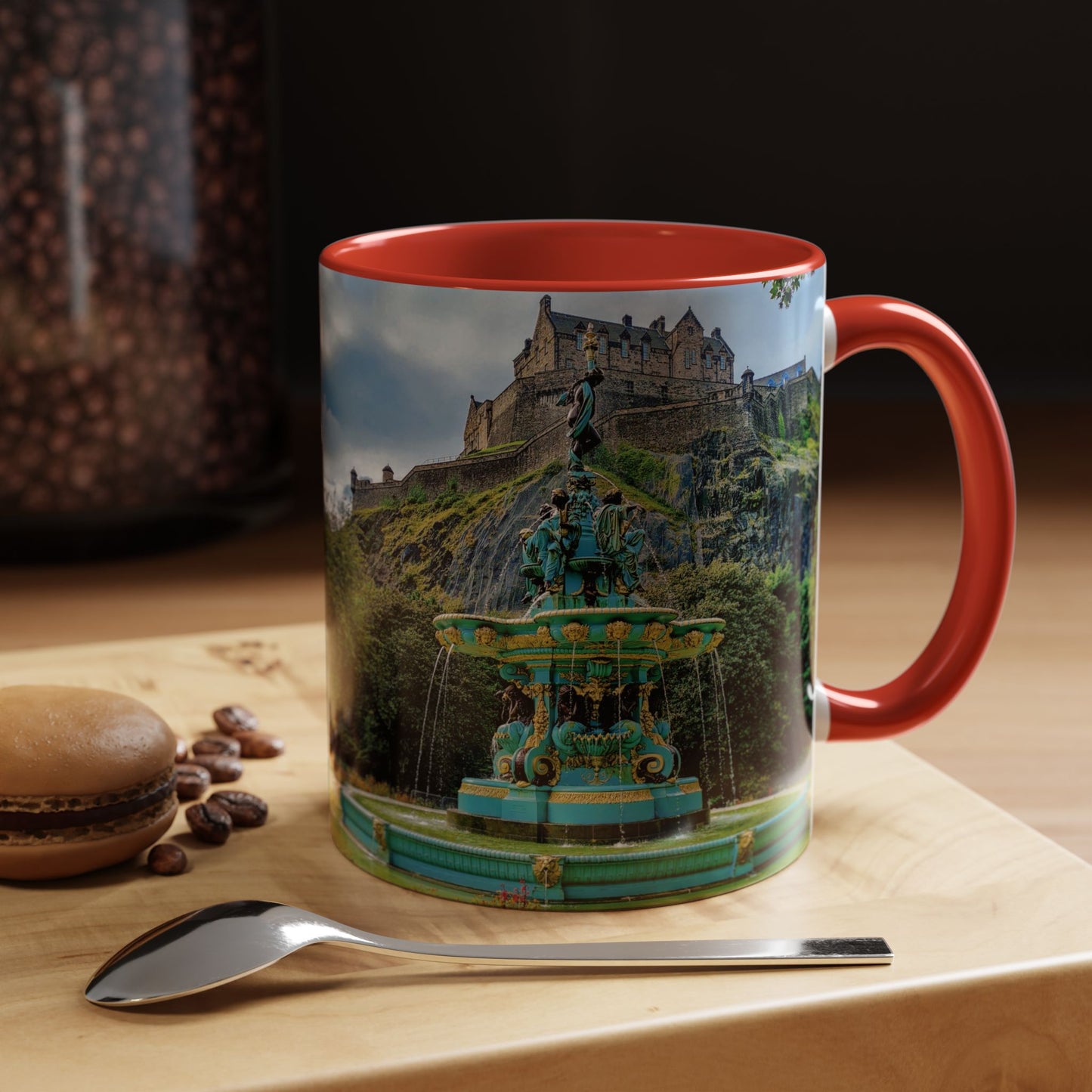 Tasses décoratives Écosse en gros plan - Scènes variées (rouge)