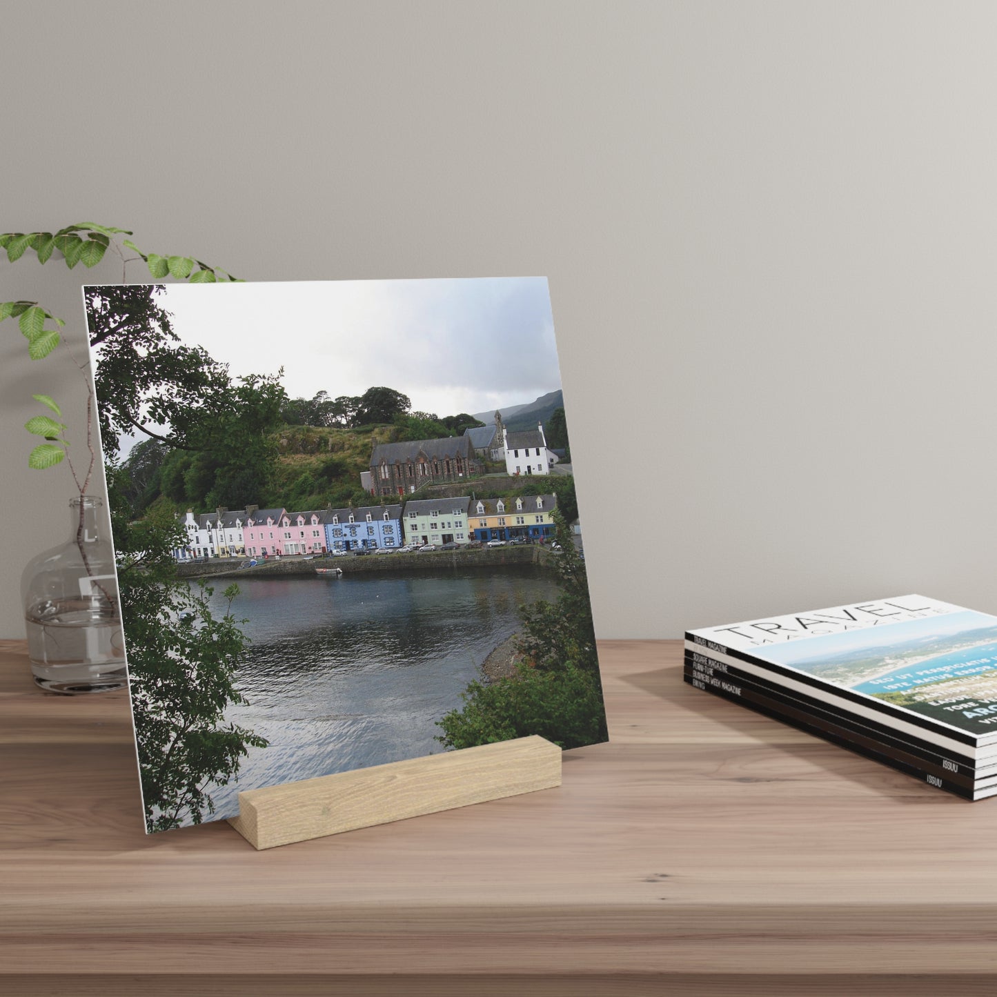 Photo Collection Gallery Stand Portree - Isle of Skye, Oak Picture Stand, Scotland Art, Scenery, Landmarks, Various Sizes