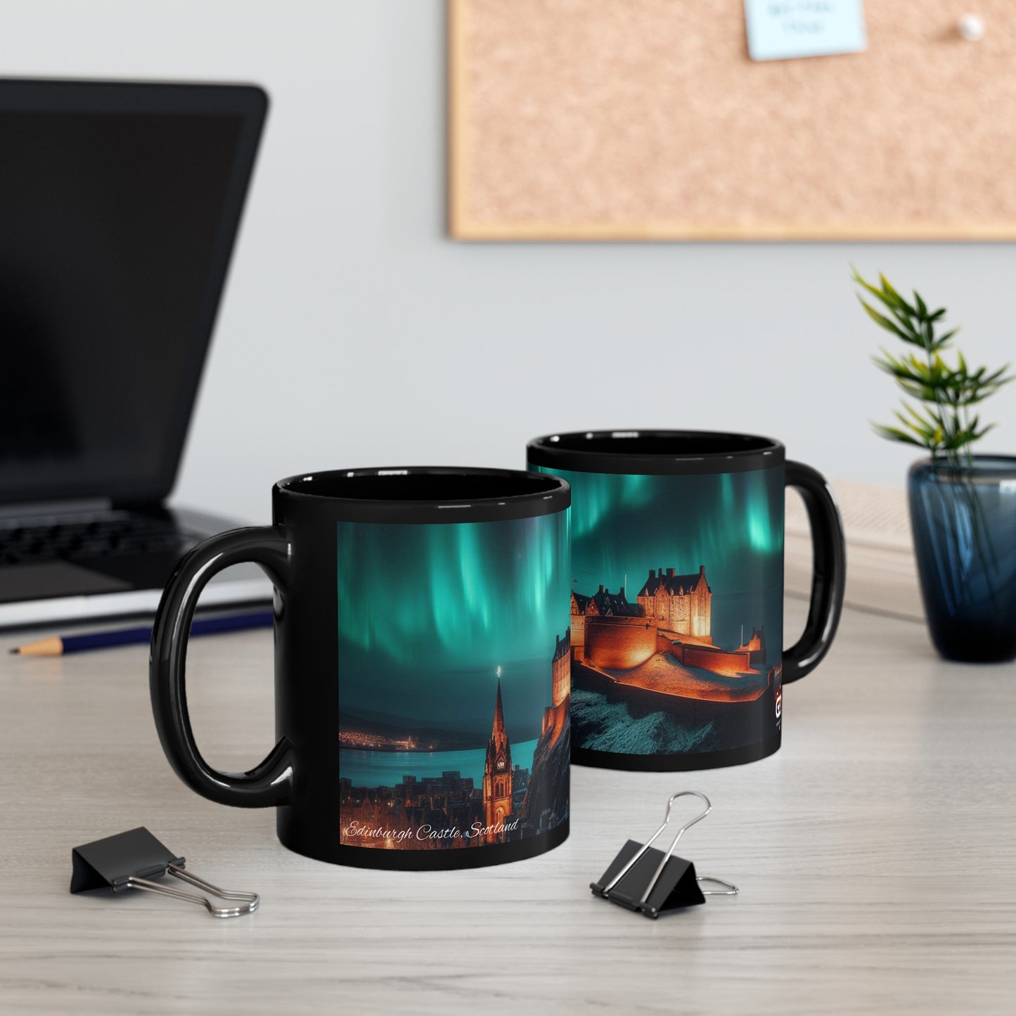 Edinburgh Castle Northern Lights Mug, Coffee Cup, Tea Cup, Scottish Art, Scottish Landmarks, Scottish Nature, Black