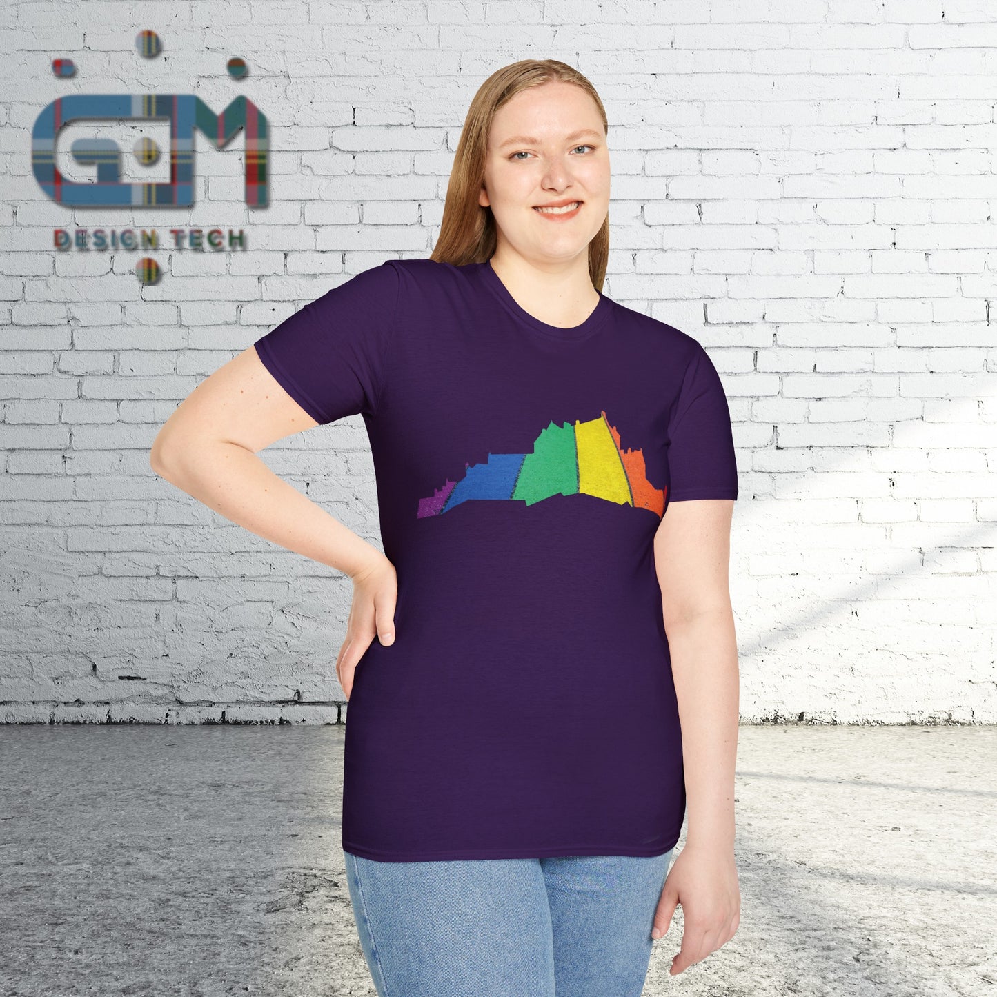 Edinburgh Castle Pride Road Art Unisex T-Shirt